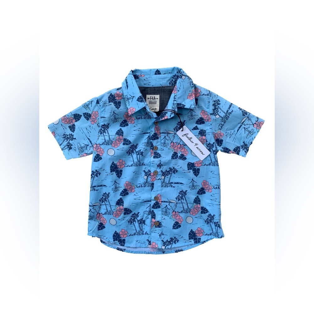 Feather 4 Arrow NWT Size 4T Islander Button Down Shirt in Crystal Blue Tropical